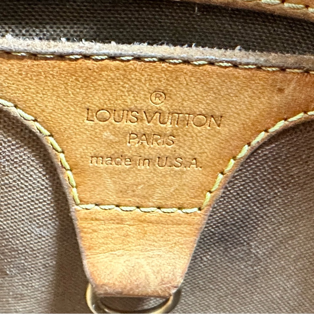 Louis Vuitton
LV Monogram Ellipse PM petit Vintage - Picture 8 of 9